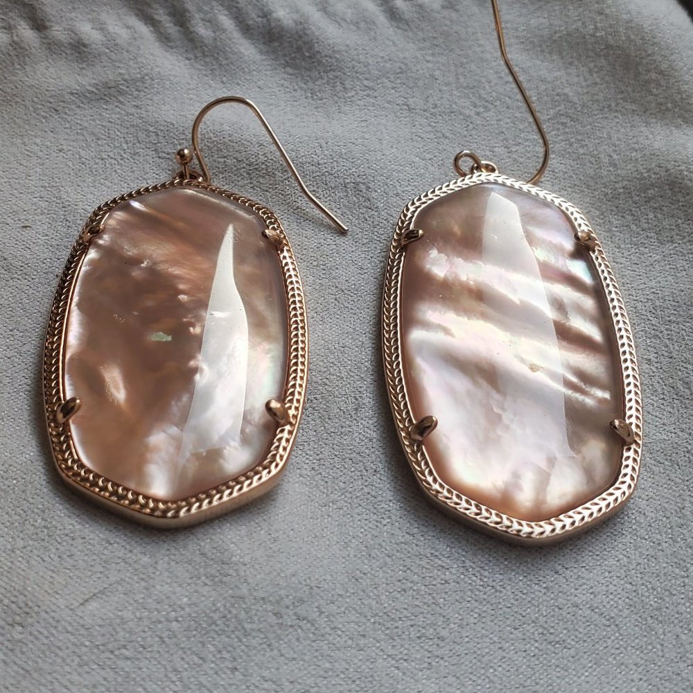 Kendra Scott Danielle earrings